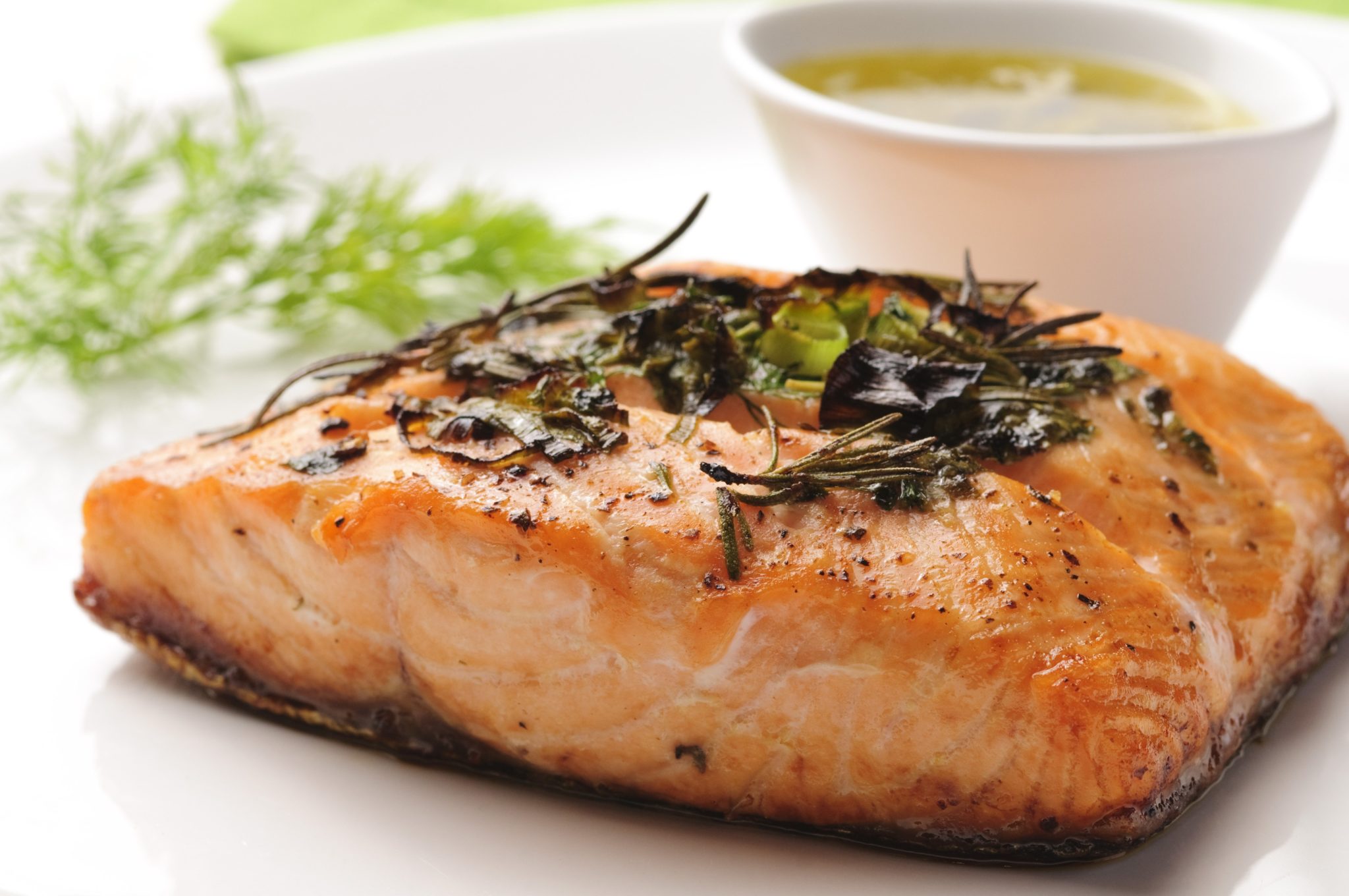 Salmão ao Molho de Limão e Alecrim